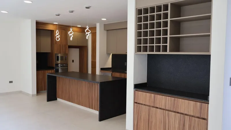 Casa en venta en Altozano, Querétaro | En esquina, 4 recámaras y 4 baños, Altozano, Querétaro — foto 4 de 7