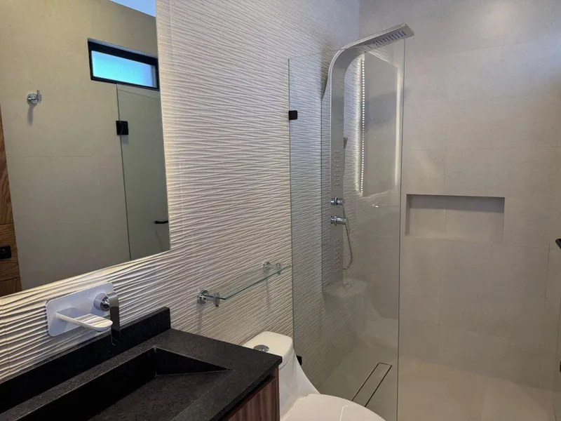Casa en venta en Altozano, Querétaro | En esquina, 4 recámaras y 4 baños, Altozano, Querétaro — foto 6 de 7
