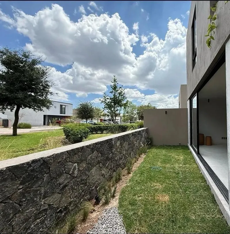 Casa moderna en venta en Altozano, Querétaro | 4 recámaras, terraza y jardín, Altozano, Querétaro — foto 6 de 8