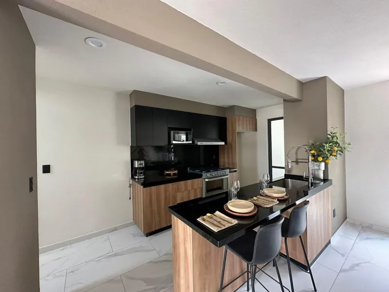 Casa en Venta entre El Refugio y Zibatá, Querétaro | 3 Recámaras, Estudio y Alberca en Privada con Seguridad 24/7, El Campanario, Querétaro — foto 4 de 5