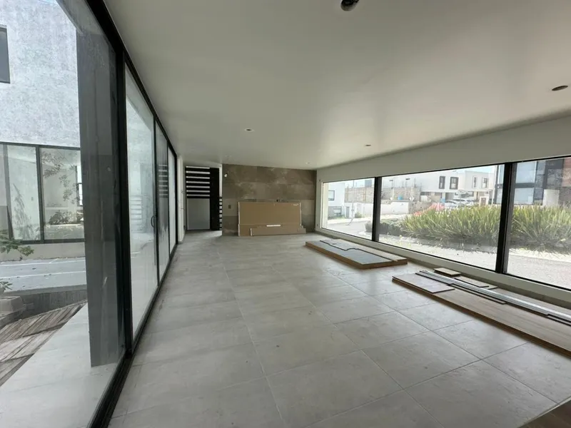 Residencia de Autor en Zibatá, Querétaro | 4 Recámaras, Estudio, Roof Garden y 4 Autos Techados — $4,400,000, El Campanario, Querétaro — foto 5 de 5