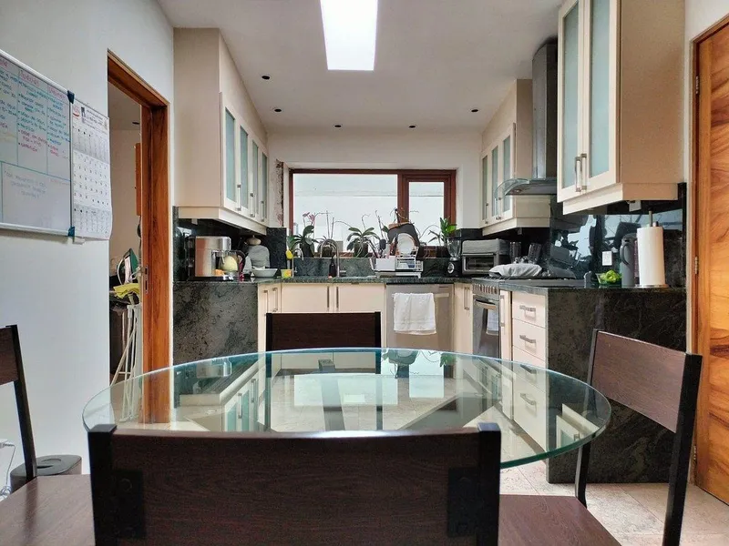 Casa de un Nivel en Venta en Jurica, Querétaro | Remodelada, 3 Recámaras y Jardín, Lagos de Juriquilla, Querétaro — foto 3 de 5