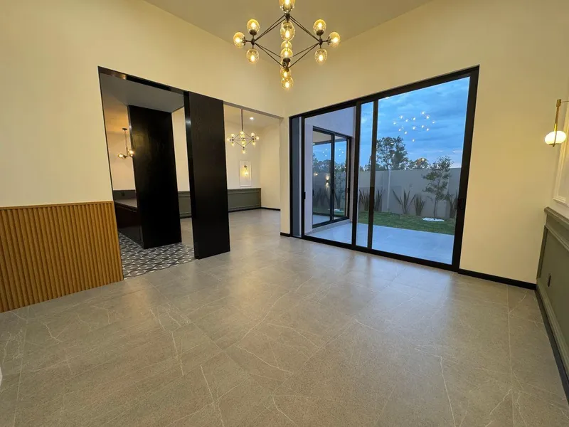 Casa en Venta en Lomas de Juriquilla, Querétaro | Diseño Único, 3 Recámaras y Jardín, Lagos de Juriquilla, Querétaro — foto 5 de 6
